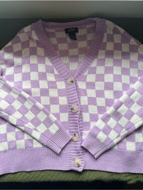 Lavender & White Checkerboard V-Neck Cardigan Sweater